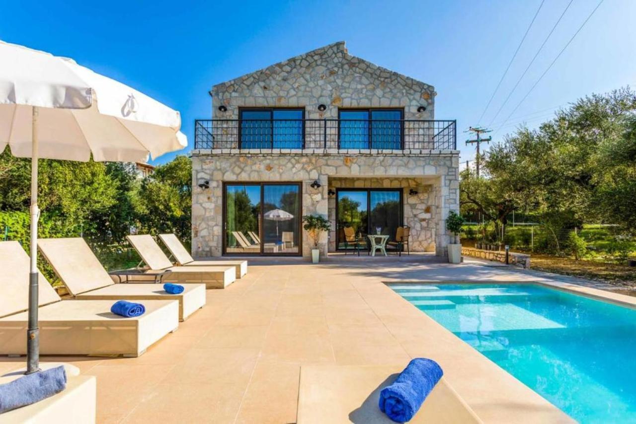 Astarte Villas - Petra Elia Private Villa With Pool Plános Exteriör bild