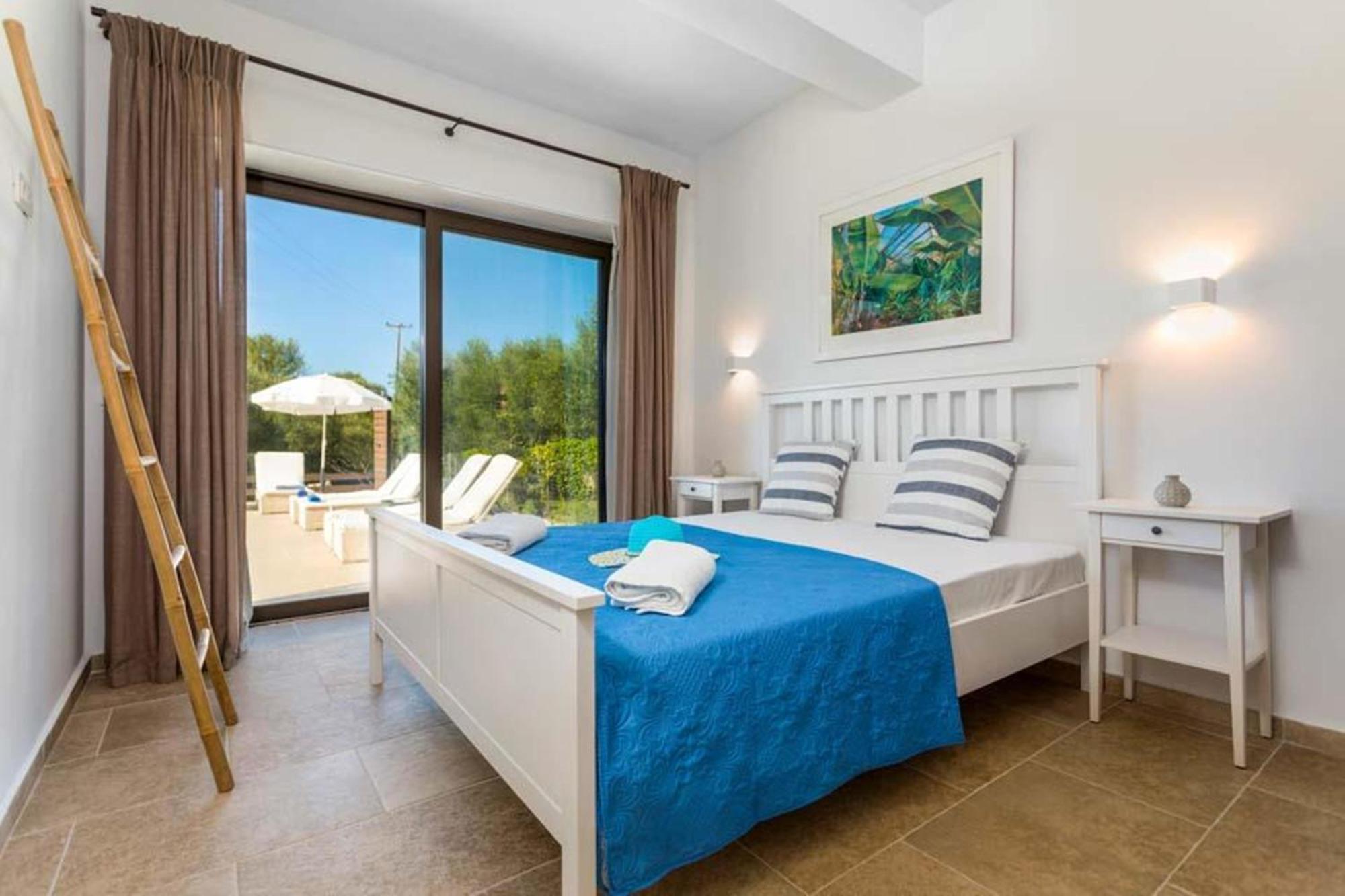 Astarte Villas - Petra Elia Private Villa With Pool Plános Exteriör bild